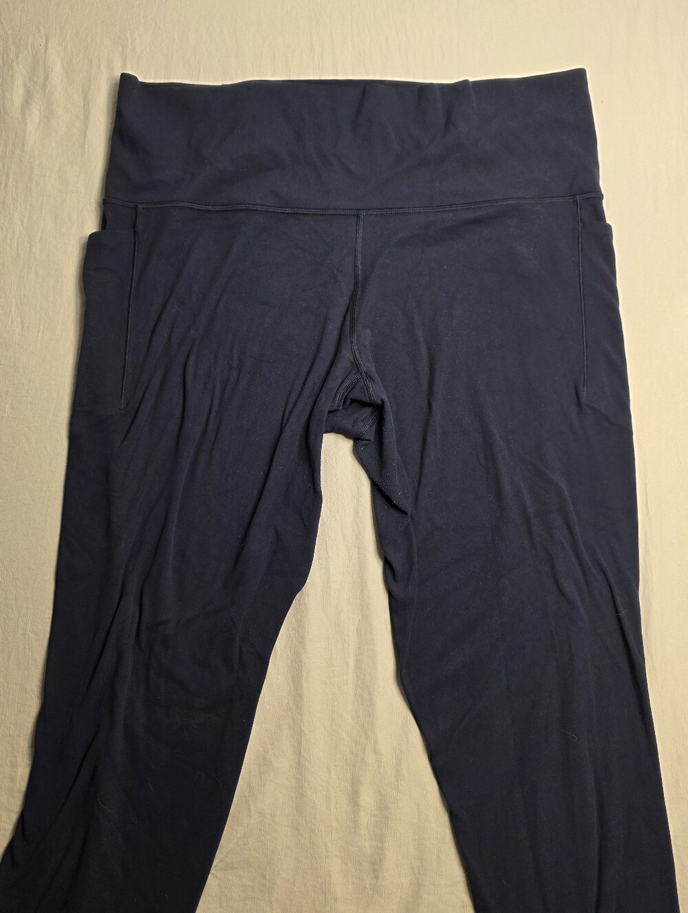 Navy Salution Stash Pocket II 7/8 Tight Athleta Leggings